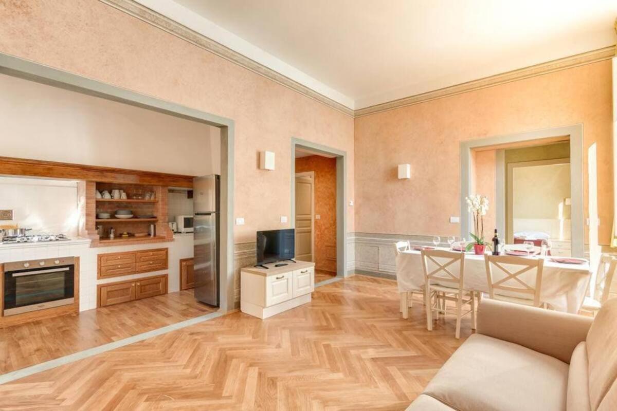 Albizi Leonardo 309 Florencia