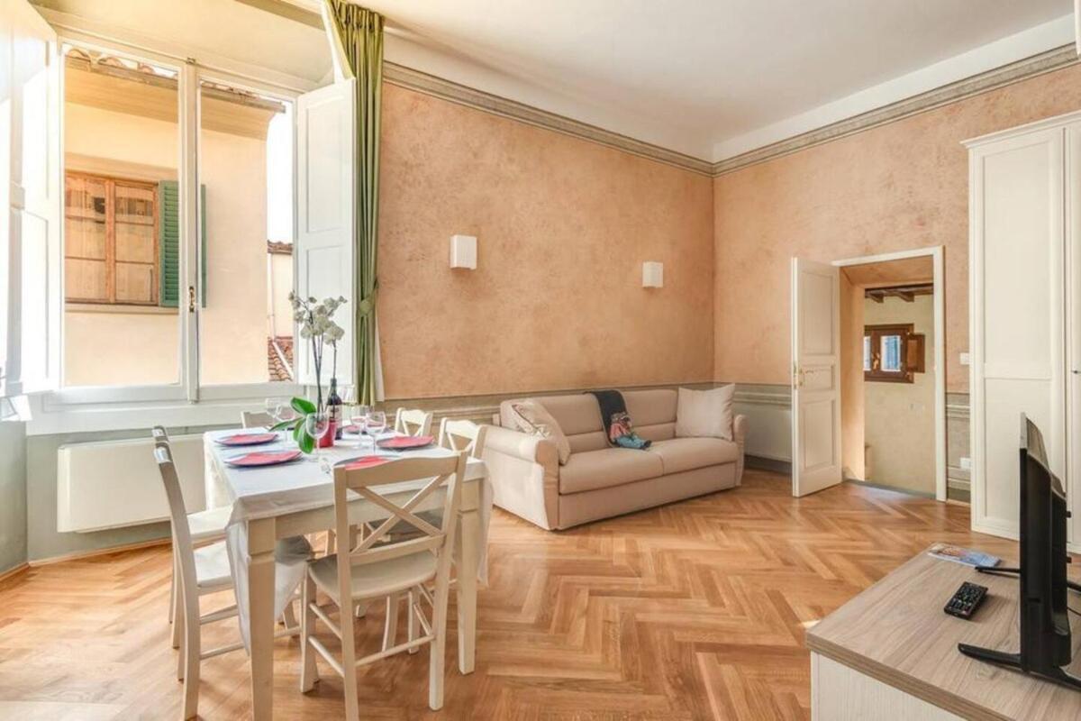 Albizi Leonardo 309 Florencia